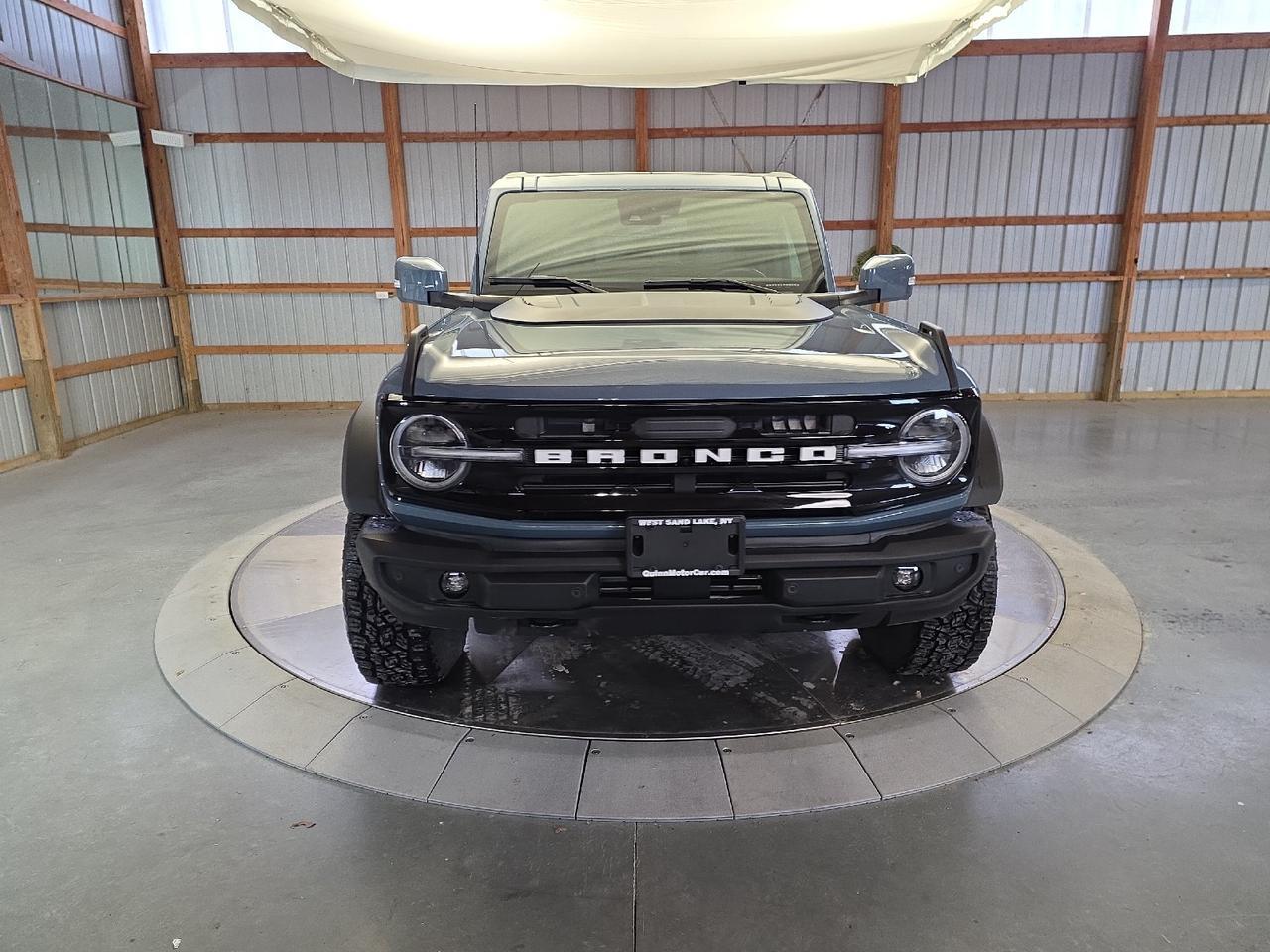 2024 Ford Bronco Outer Banks Advanced Sand Lake NY