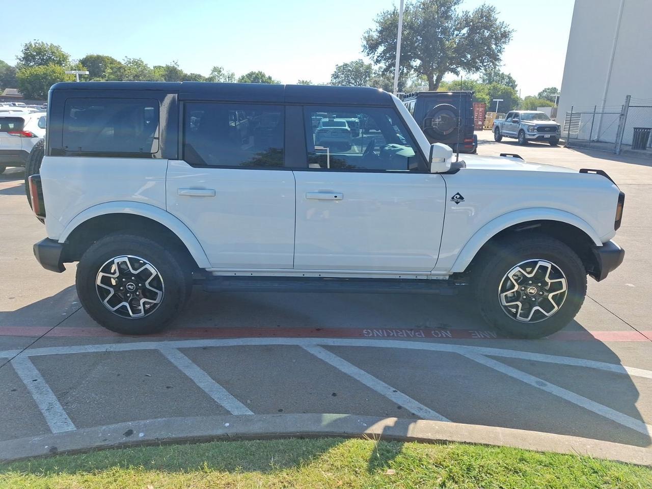 2024 Ford Bronco Outer Banks Hurst TX