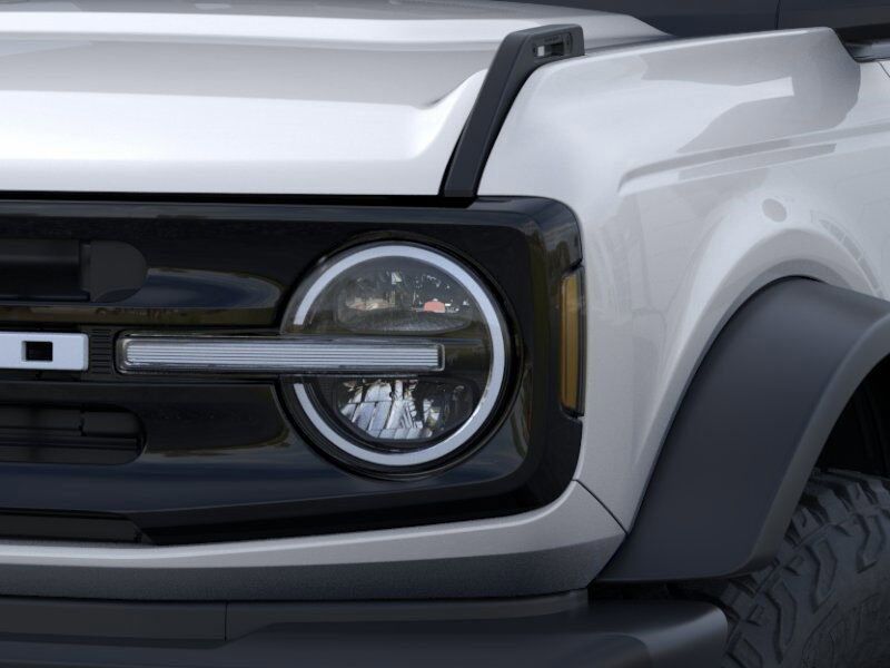 2024 Ford Bronco Outer Banks Green Bay WI
