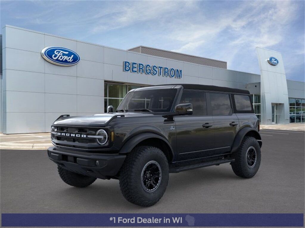 2024 Ford Bronco Outer Banks Green Bay WI