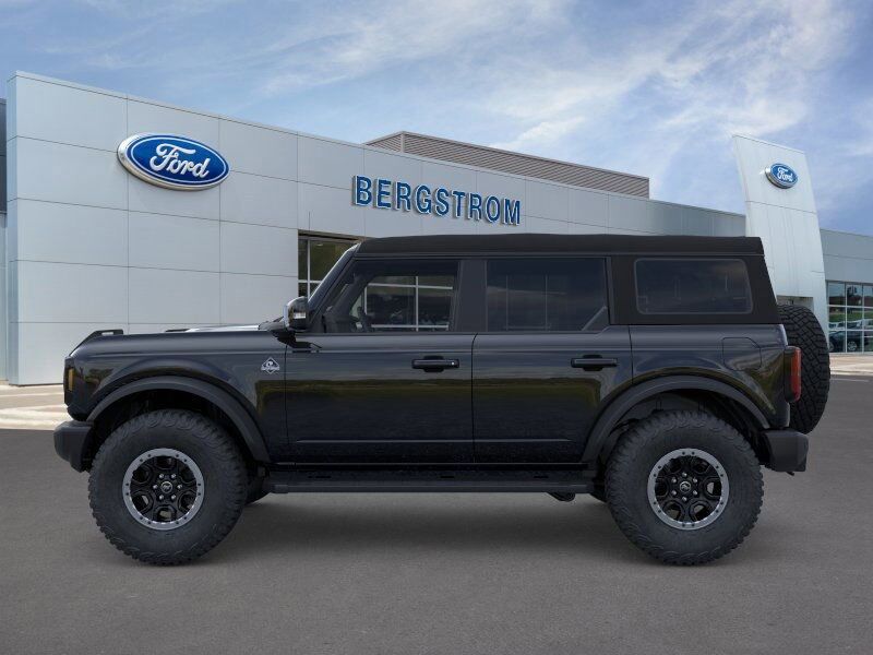 2024 Ford Bronco Outer Banks Green Bay WI