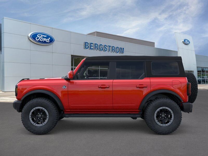 2024 Ford Bronco Outer Banks Green Bay WI