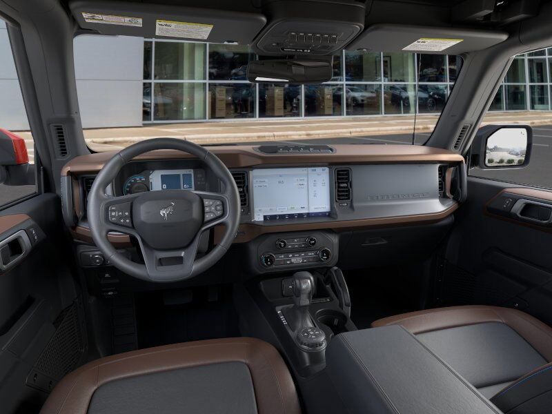 2024 Ford Bronco Outer Banks Green Bay WI
