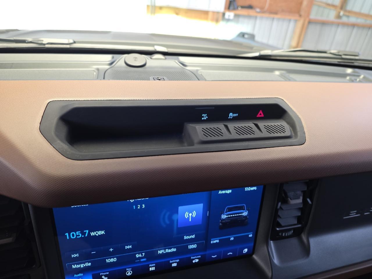 2024 Ford Bronco Outer Banks Sand Lake NY