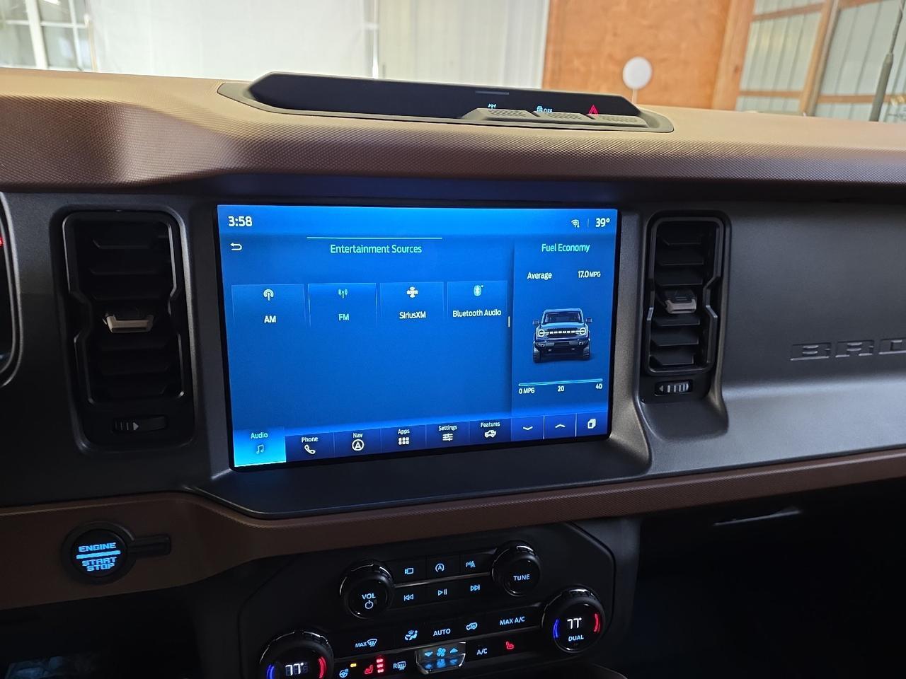 2024 Ford Bronco Outer Banks Sand Lake NY