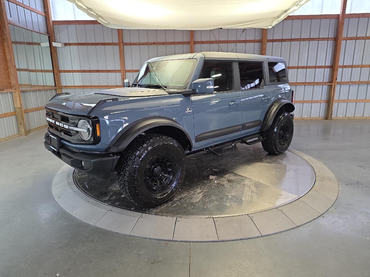 2024 Ford Bronco Outer Banks Sand Lake NY