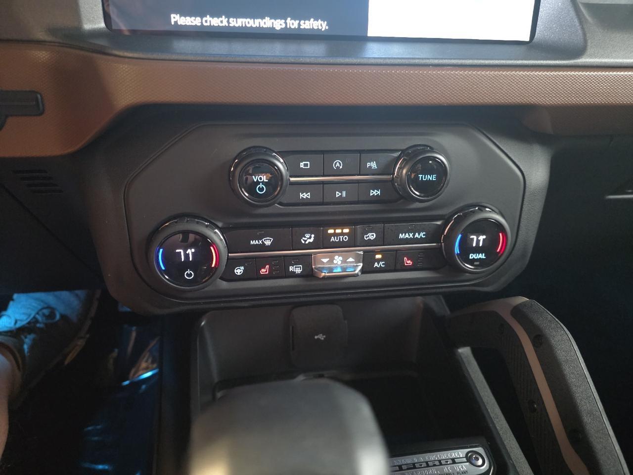 2024 Ford Bronco Outer Banks Sand Lake NY