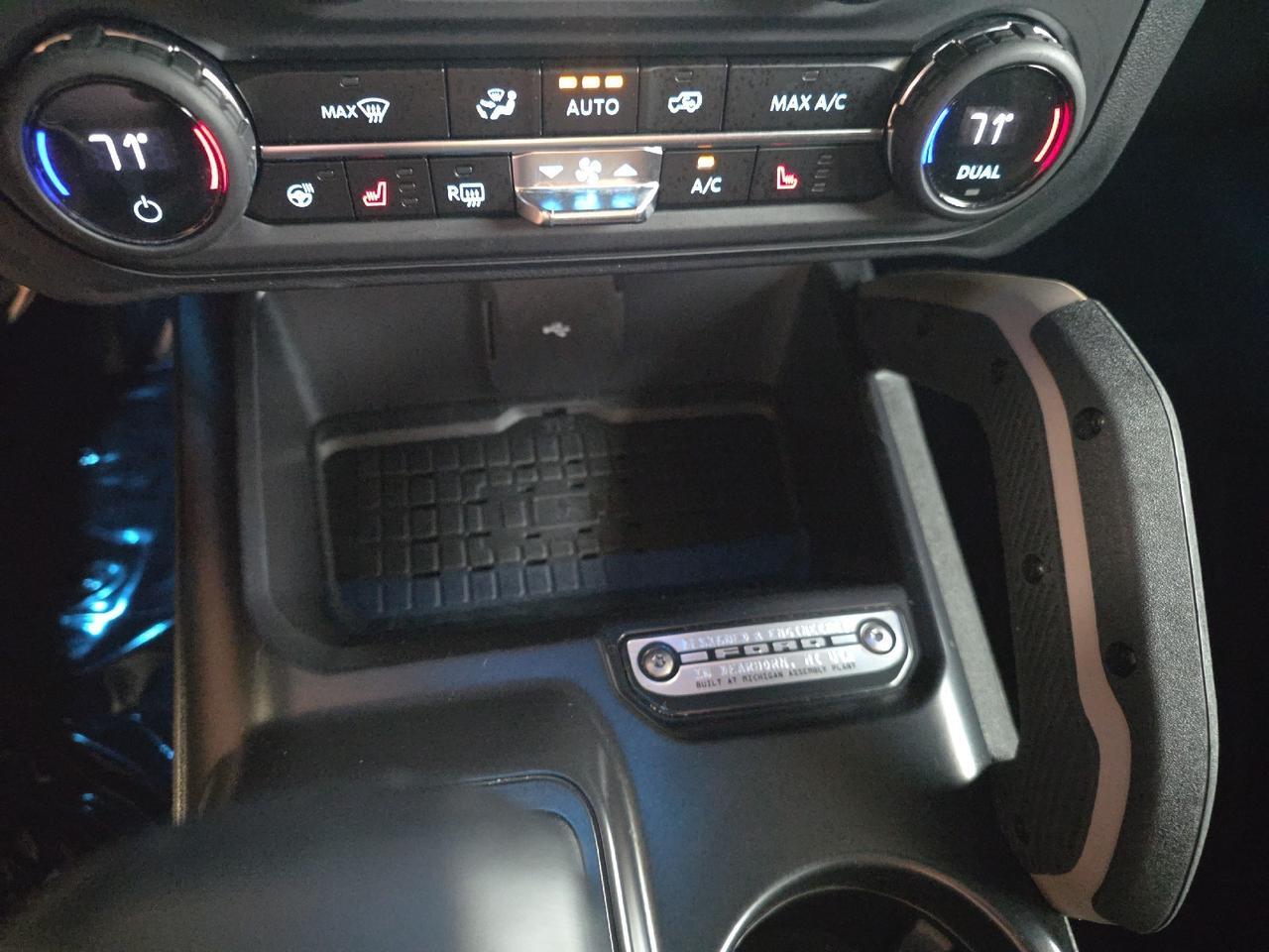 2024 Ford Bronco Outer Banks Sand Lake NY