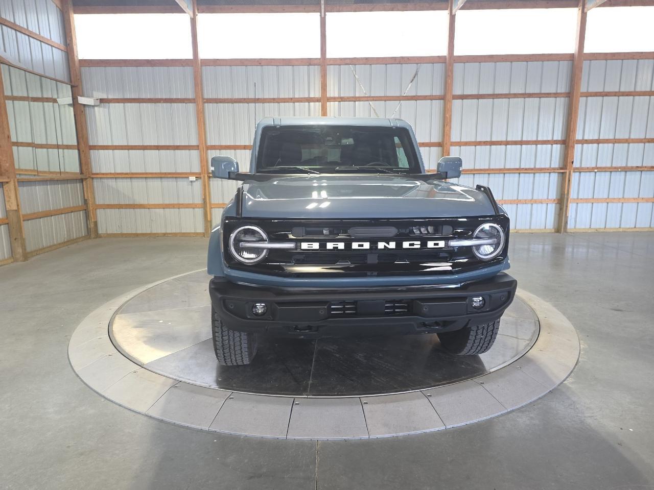 2024 Ford Bronco Outer Banks Sand Lake NY