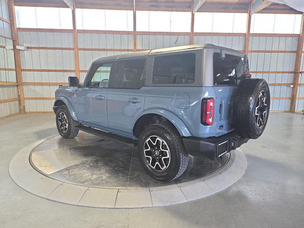 2024 Ford Bronco Outer Banks Sand Lake NY
