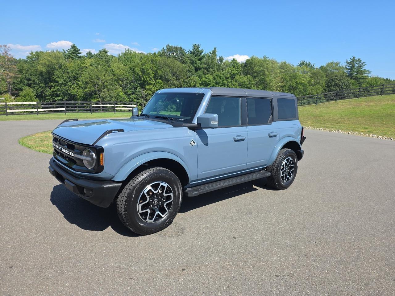 2024 Ford Bronco Outer Banks Sand Lake NY