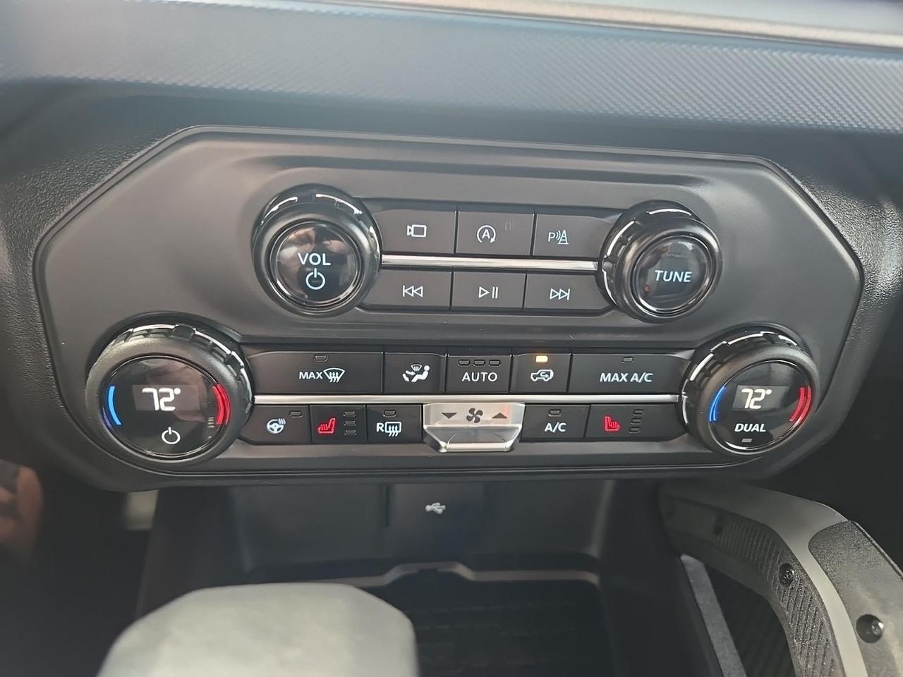 2024 Ford Bronco Outer Banks West Burlington IA