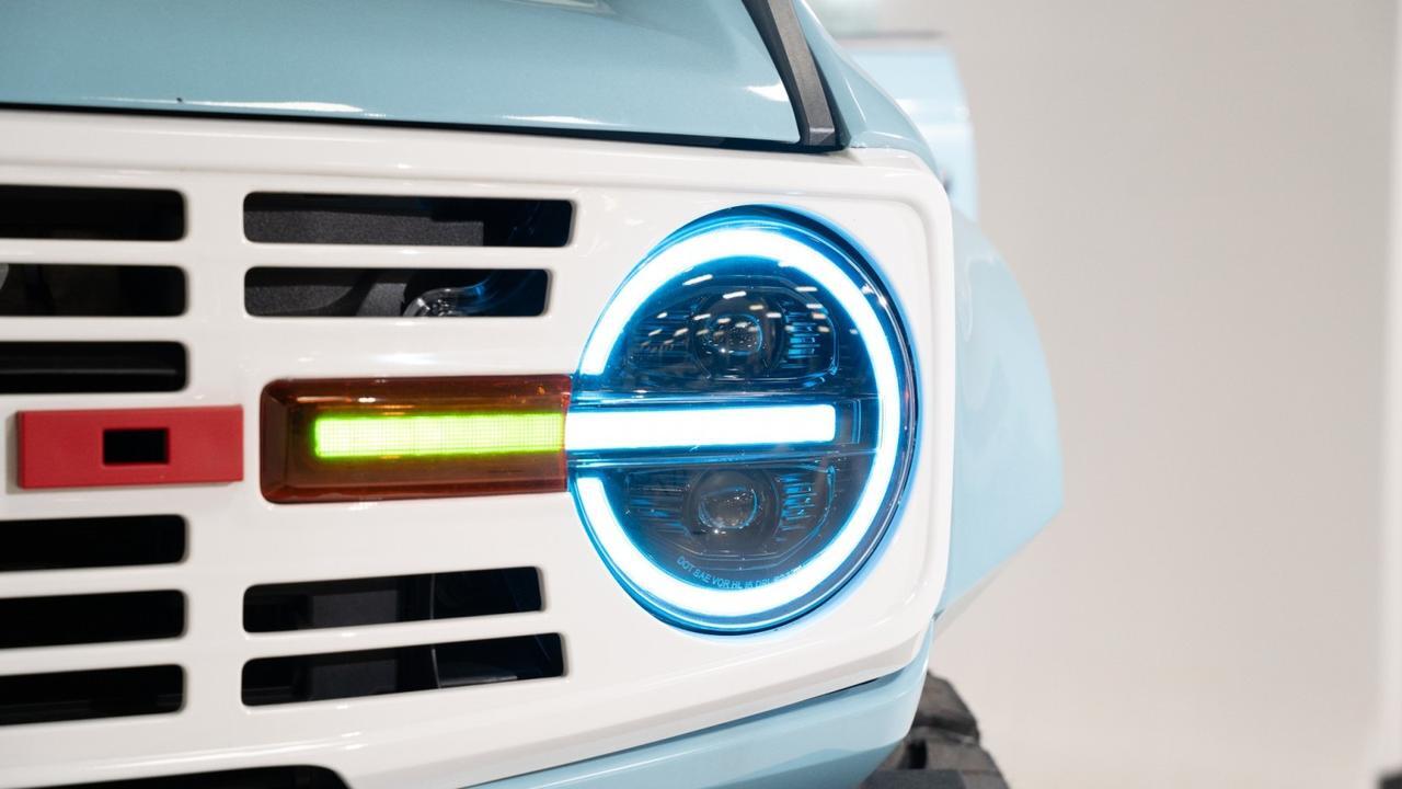 2024 Ford Bronco SO FLO CUSTOMS / Big Bend/ 40 wheels/ Diamond stich leather Franklin TN