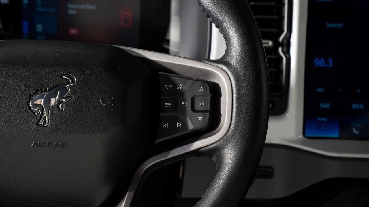 2024 Ford Bronco SO FLO CUSTOMS / Big Bend/ 40 wheels/ Diamond stich leather Franklin TN