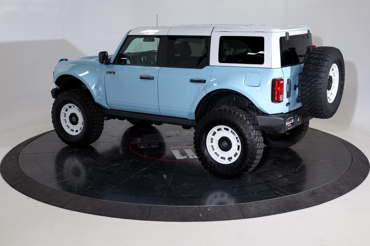 2024 Ford Bronco SO FLO CUSTOMS / Big Bend/ 40 wheels/ Diamond stich leather Franklin TN