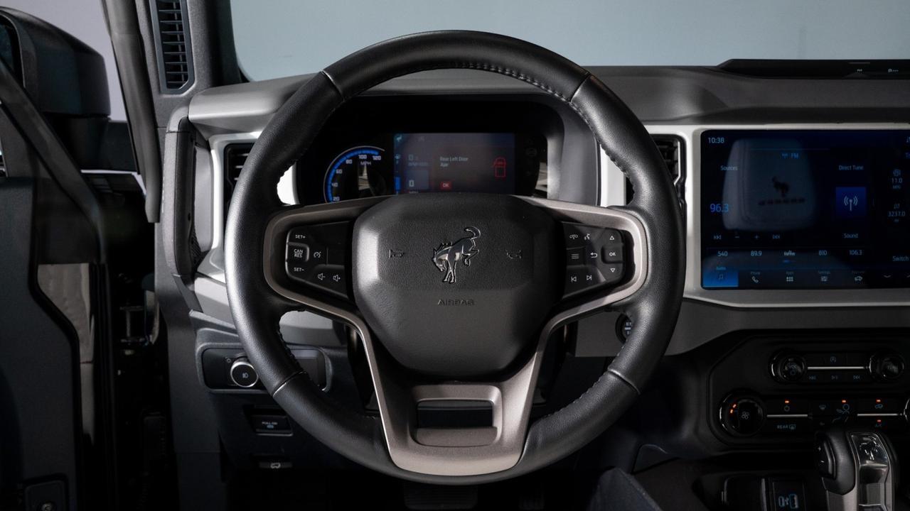 2024 Ford Bronco SO FLO CUSTOMS / Big Bend/ 40 wheels/ Diamond stich leather Franklin TN