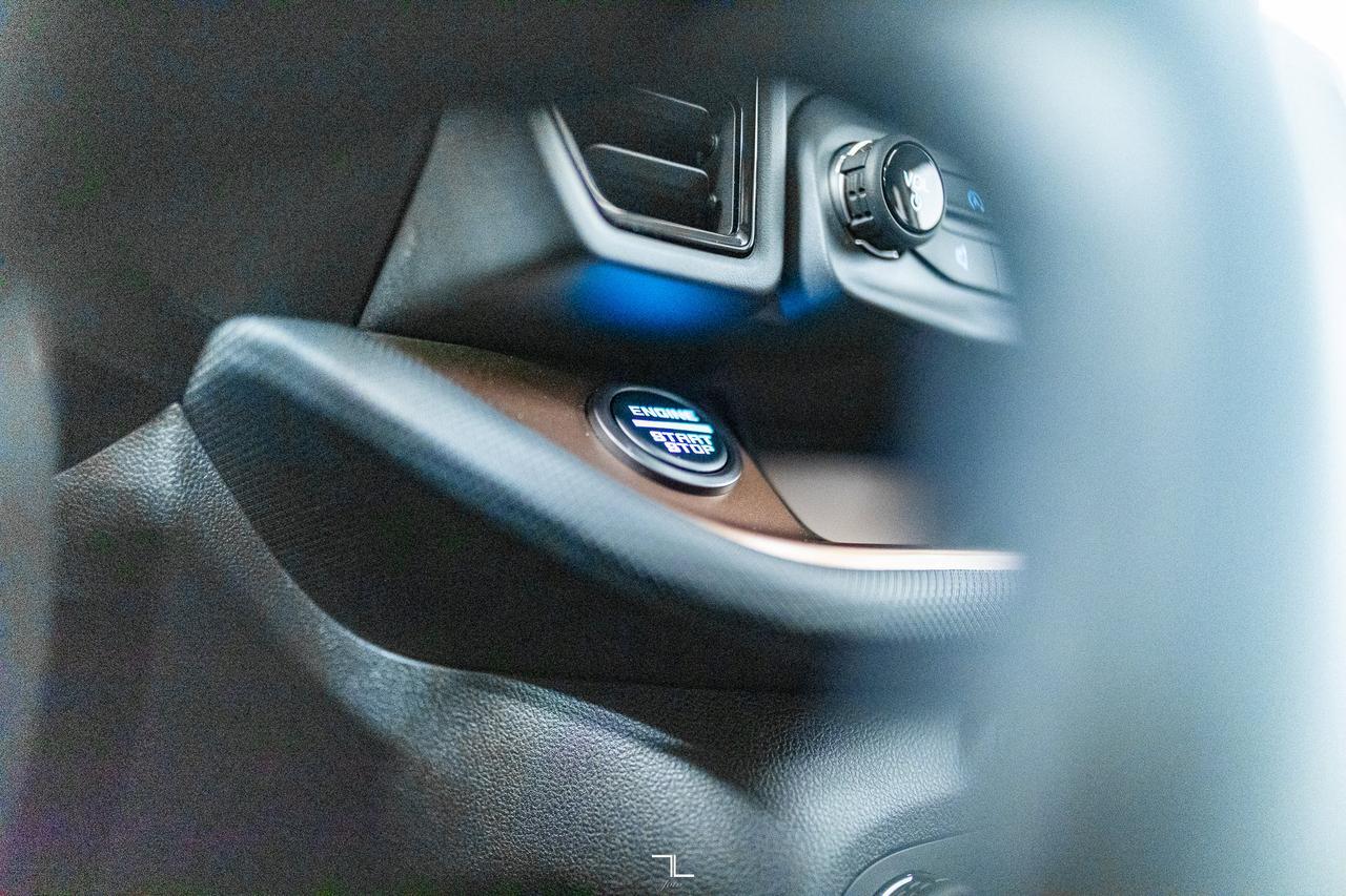 2024 Ford Bronco Sport 4x4 Outer Banks Nav Roof BCam Red Deer AB