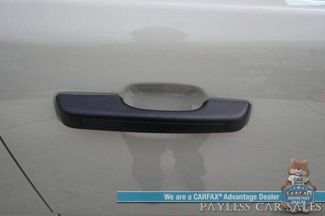 2024 Ford Bronco Sport Big Bend / 4X4 / Premium Cloth Seats / Lane Departure & Blind Spot Alert / Apple CarPlay & Android Auto / Bluetooth / Back Up Camera / Keyless Entry & Start / Block Heater / 29 MPG / 1-Owner Anchorage AK