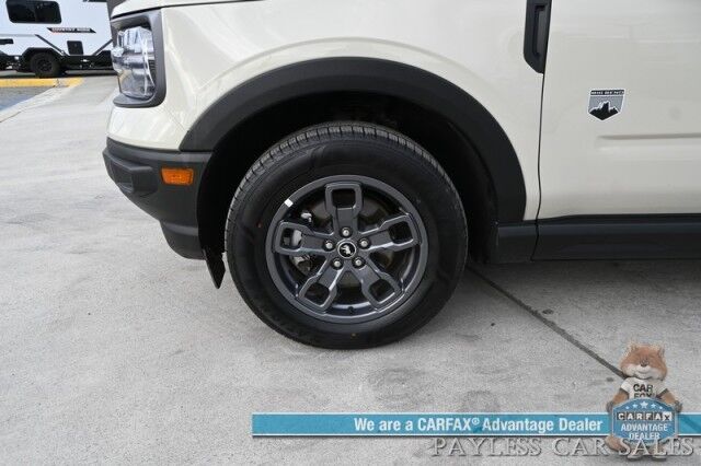 2024 Ford Bronco Sport Big Bend / 4X4 / Premium Cloth Seats / Lane Departure & Blind Spot Alert / Apple CarPlay & Android Auto / Bluetooth / Back Up Camera / Keyless Entry & Start / Block Heater / 29 MPG / 1-Owner Anchorage AK