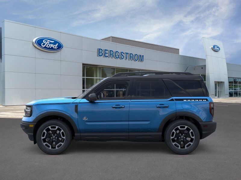 2024 Ford Bronco Sport Outer Banks Green Bay WI