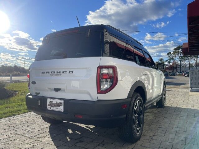 2024 Ford Bronco Sport Outer Banks photo 4