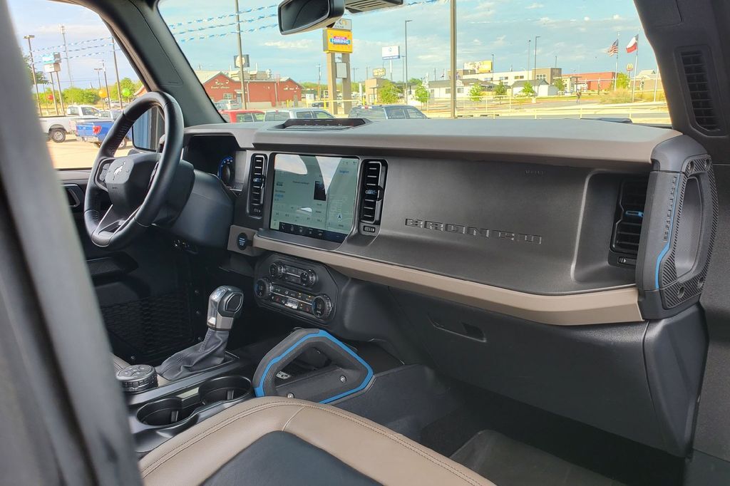 2024 Ford Bronco Wildtrak Hondo TX