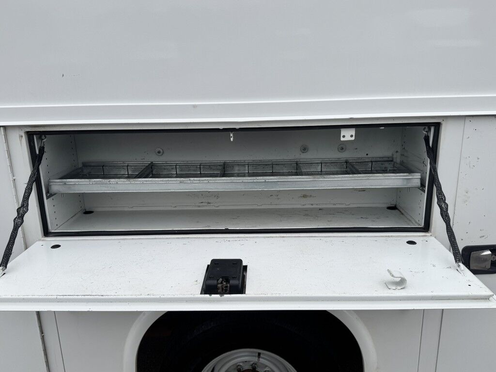 2024 Ford E-350 w/Knapheide Service Bed Maumee OH