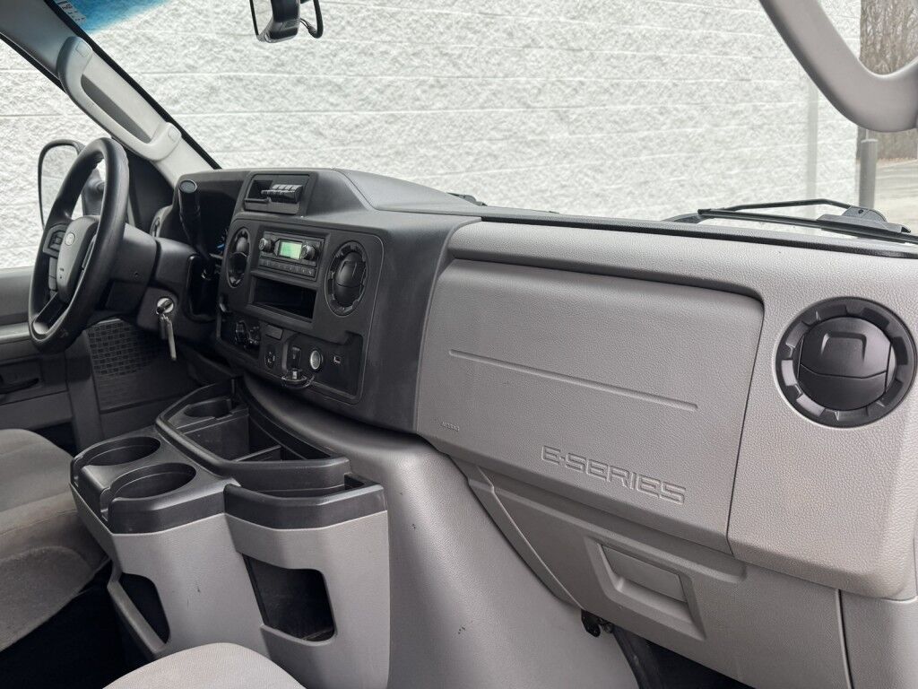 2024 Ford E-350 w/Knapheide Service Bed Maumee OH