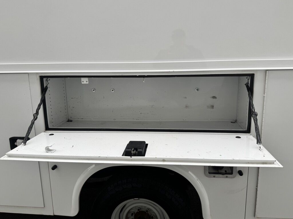 2024 Ford E-350 w/Knapheide Service Bed Maumee OH