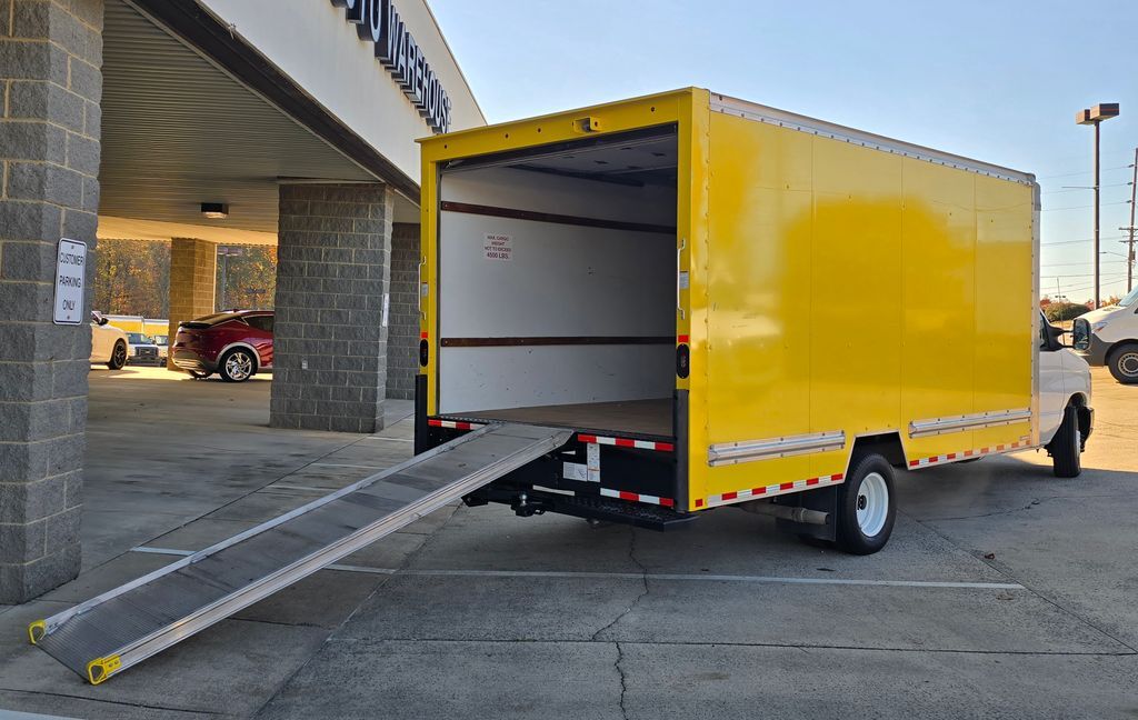 2024 Ford E-350SD Base Concord NC