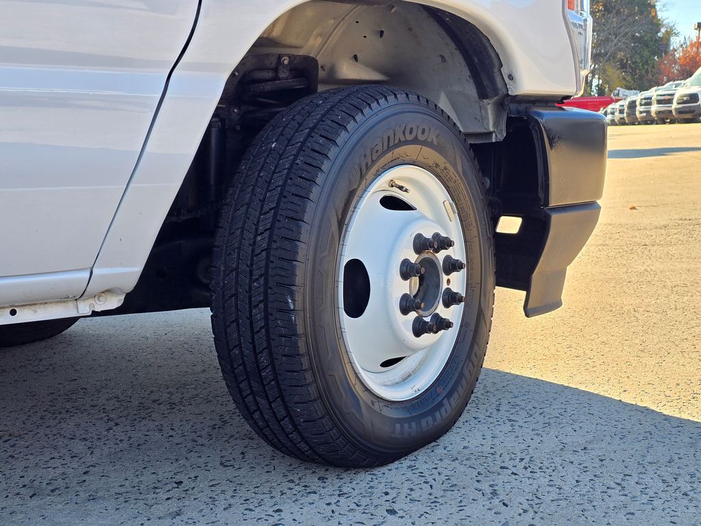 2024 Ford E-350SD Base Concord NC