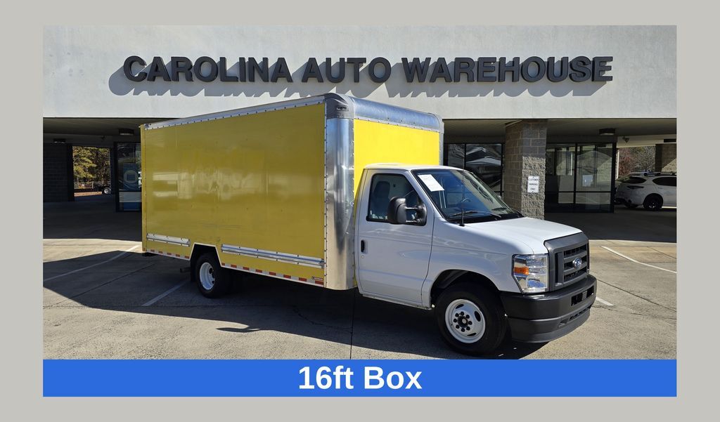 2024 Ford E-350SD Base DRW 16ft Box W/Roll-Up Door and Pull- Out Ramp Concord NC