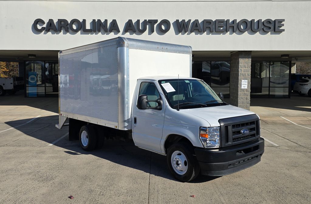 2024 Ford E-350SD Base Cutaway Concord NC