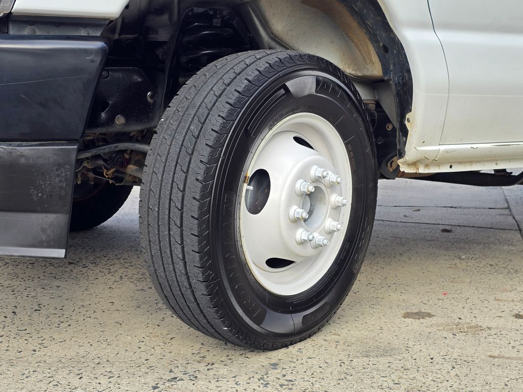 2024 Ford E-350SD Base Concord NC