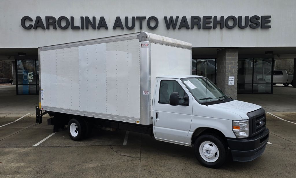 2024 Ford E-350SD Base Cutaway Concord NC