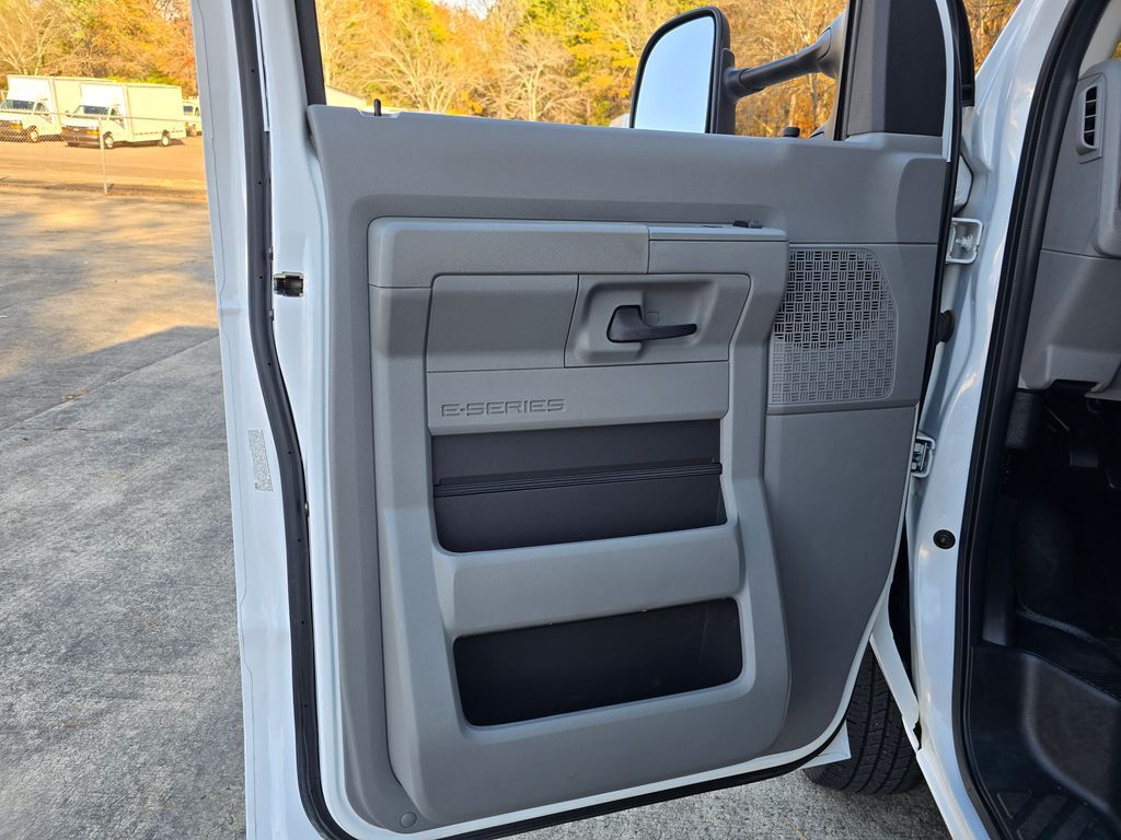 2024 Ford E-350SD Base Concord NC