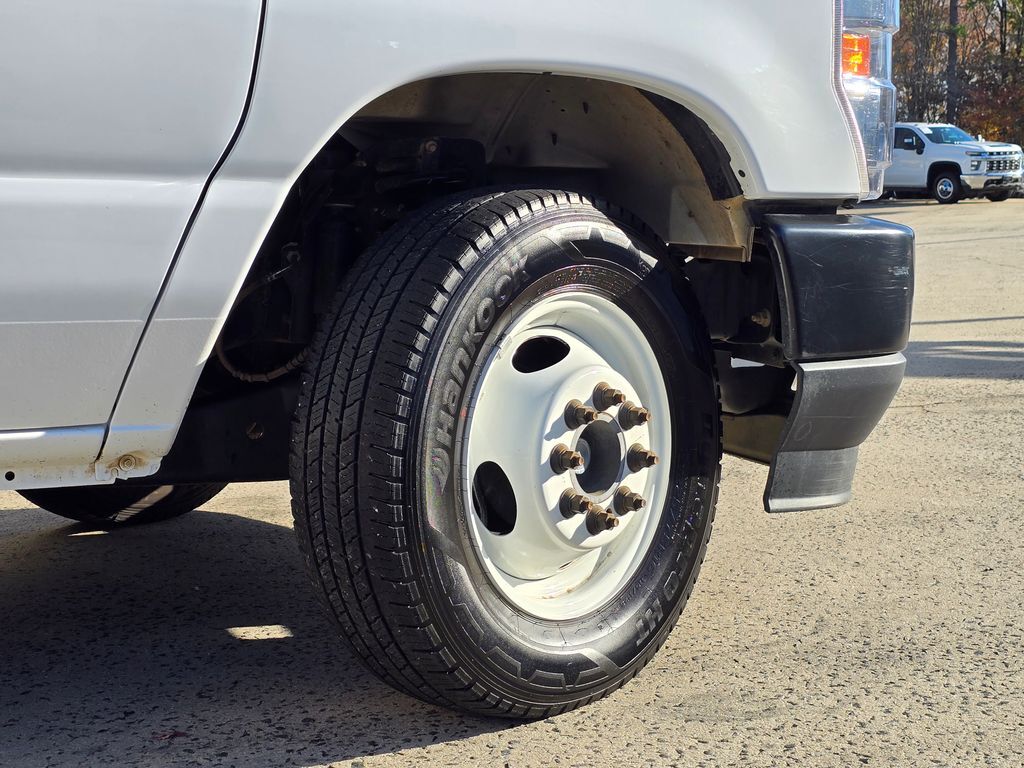 2024 Ford E-350SD Base Concord NC