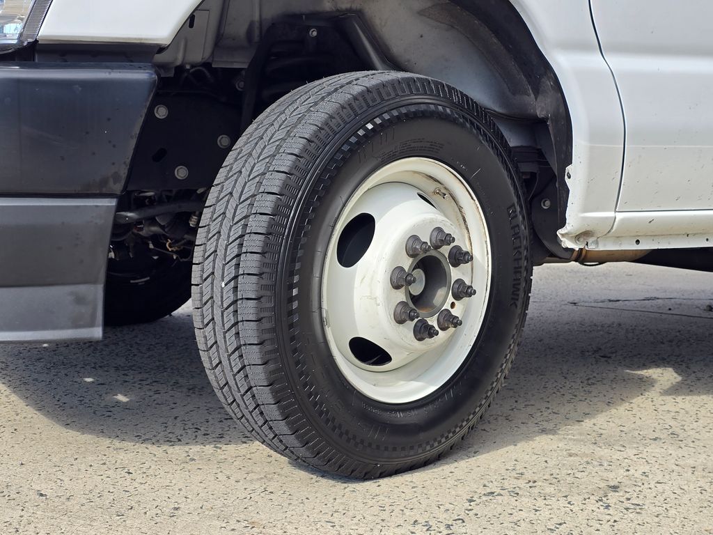 2024 Ford E-350SD Base Concord NC