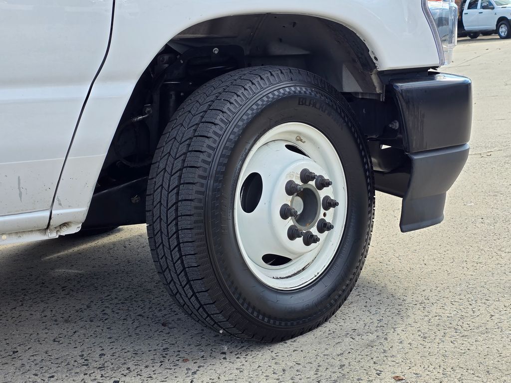 2024 Ford E-350SD Base Concord NC