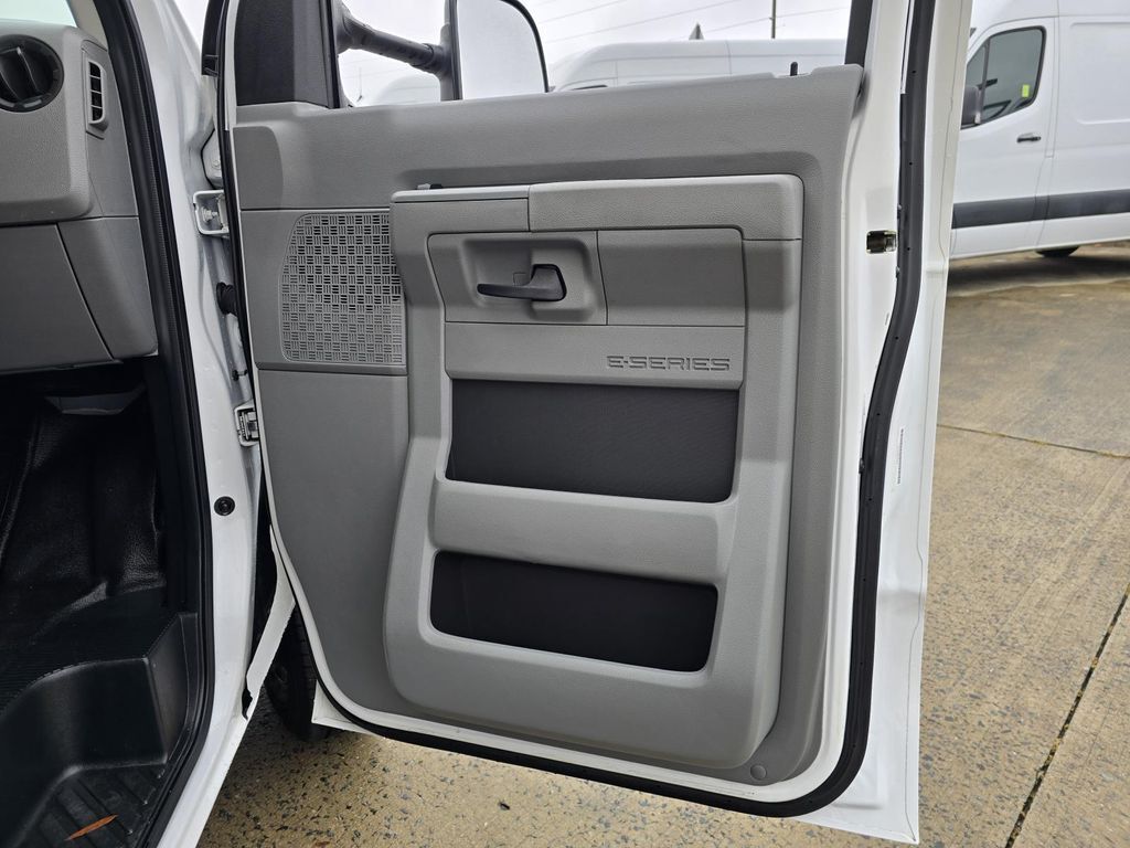 2024 Ford E-350SD Base Concord NC