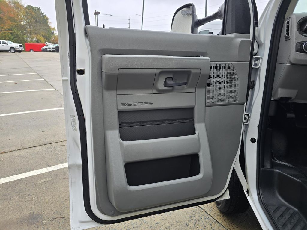 2024 Ford E-350SD Base Concord NC