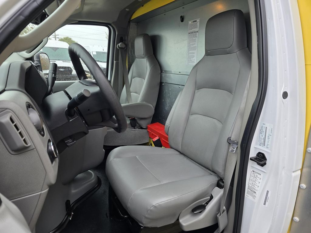 2024 Ford E-350SD Base Concord NC