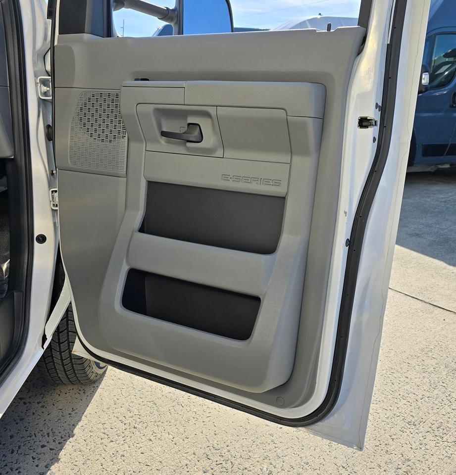 2024 Ford E-350SD Base Concord NC