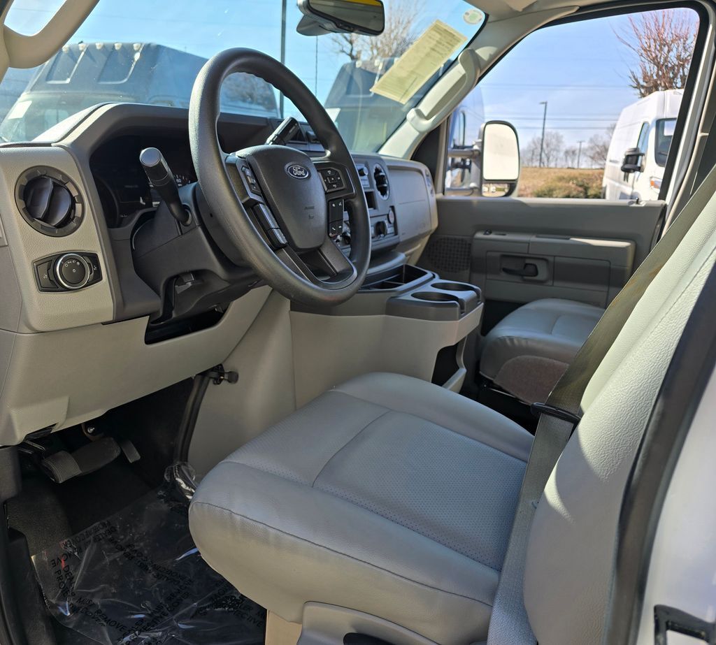 2024 Ford E-350SD Base Concord NC