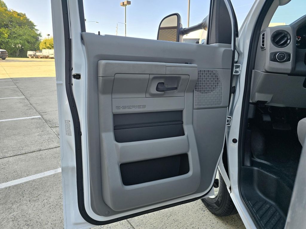 2024 Ford E-350SD Base Concord NC