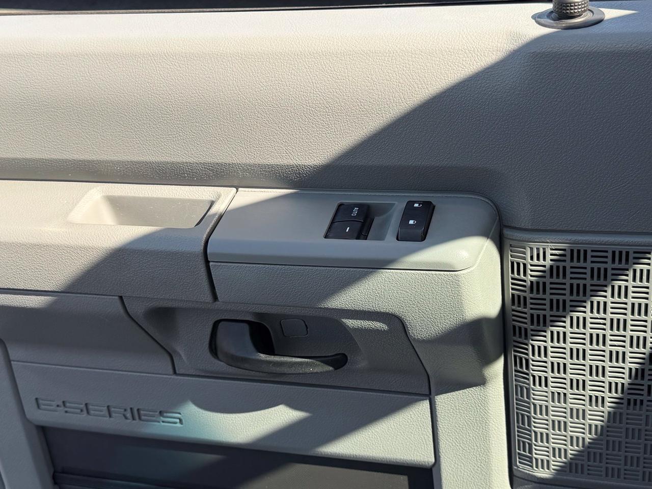 2024 Ford E-350SD Base Springfield VA