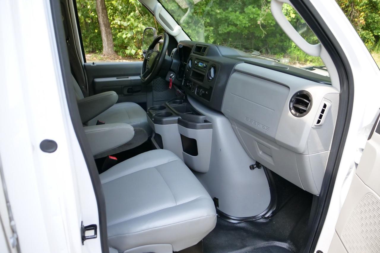 2024 Ford E-450 DRW / Morgan Box Van / 16FT / 7.3L V8 Lincolnton NC