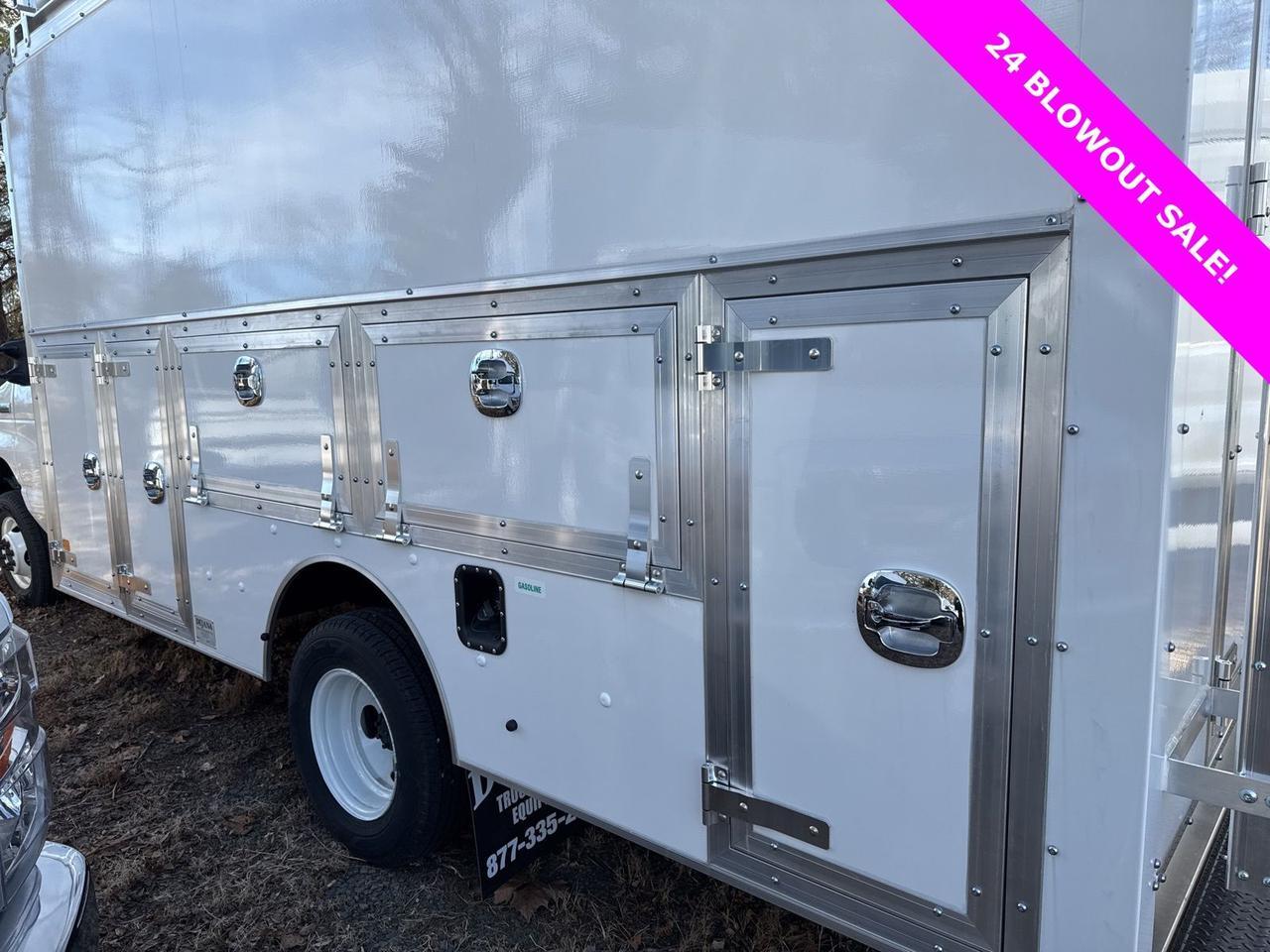 2024 Ford E-450SD Base Warrenton VA