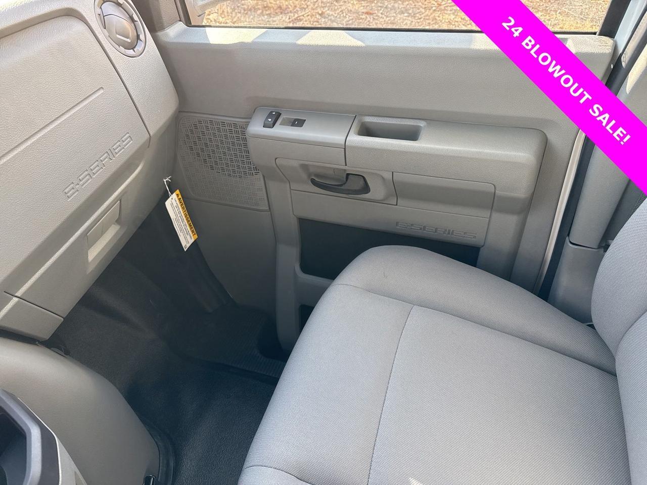 2024 Ford E-450SD Base Warrenton VA