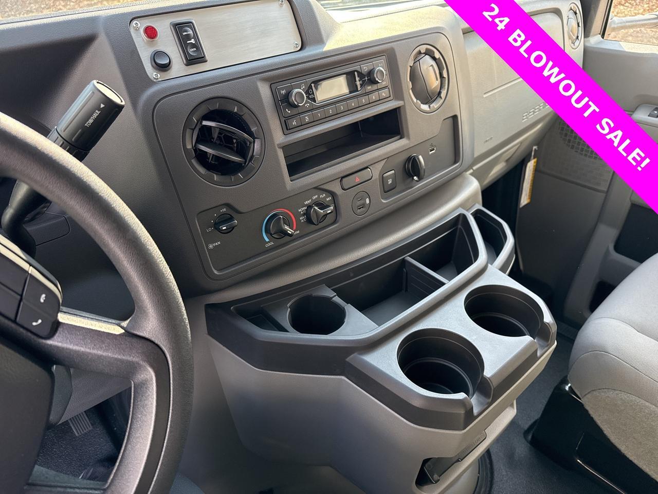 2024 Ford E-450SD Base Warrenton VA